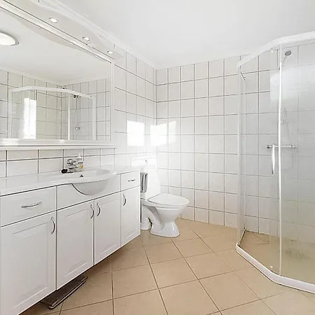 3 Bedroom Beautiful In Fevik